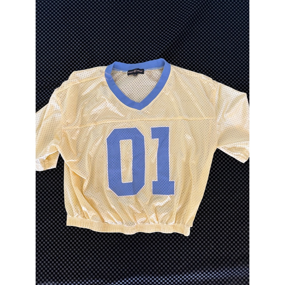 Almost Famous Womens Yellow Mesh Football Jersey Crop Top 01 Graphic Size Large